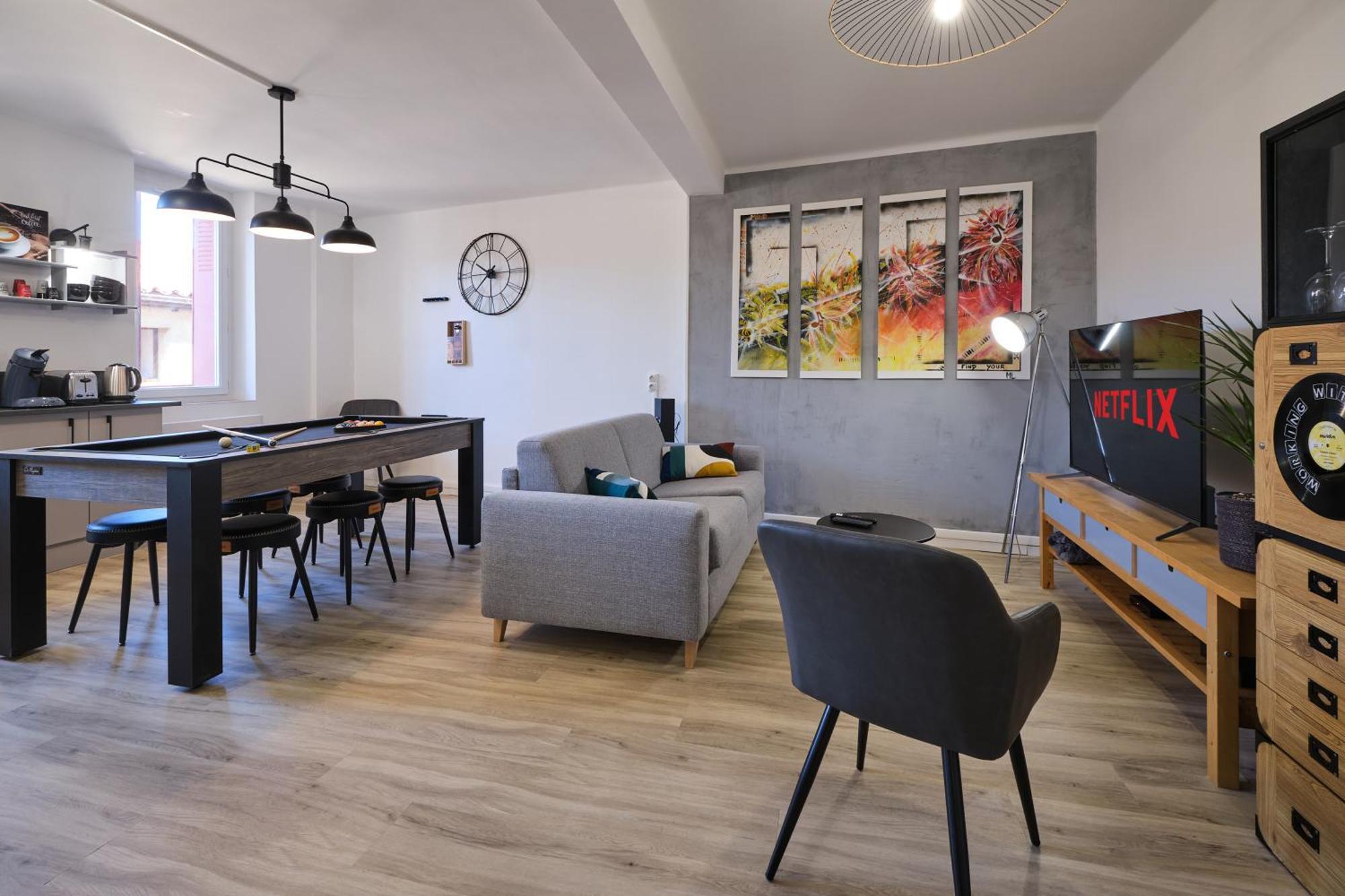 Magnifique*T4*Centre Ville*Wifi*Billard*Netflix* ลิโมว์ ภายนอก รูปภาพ