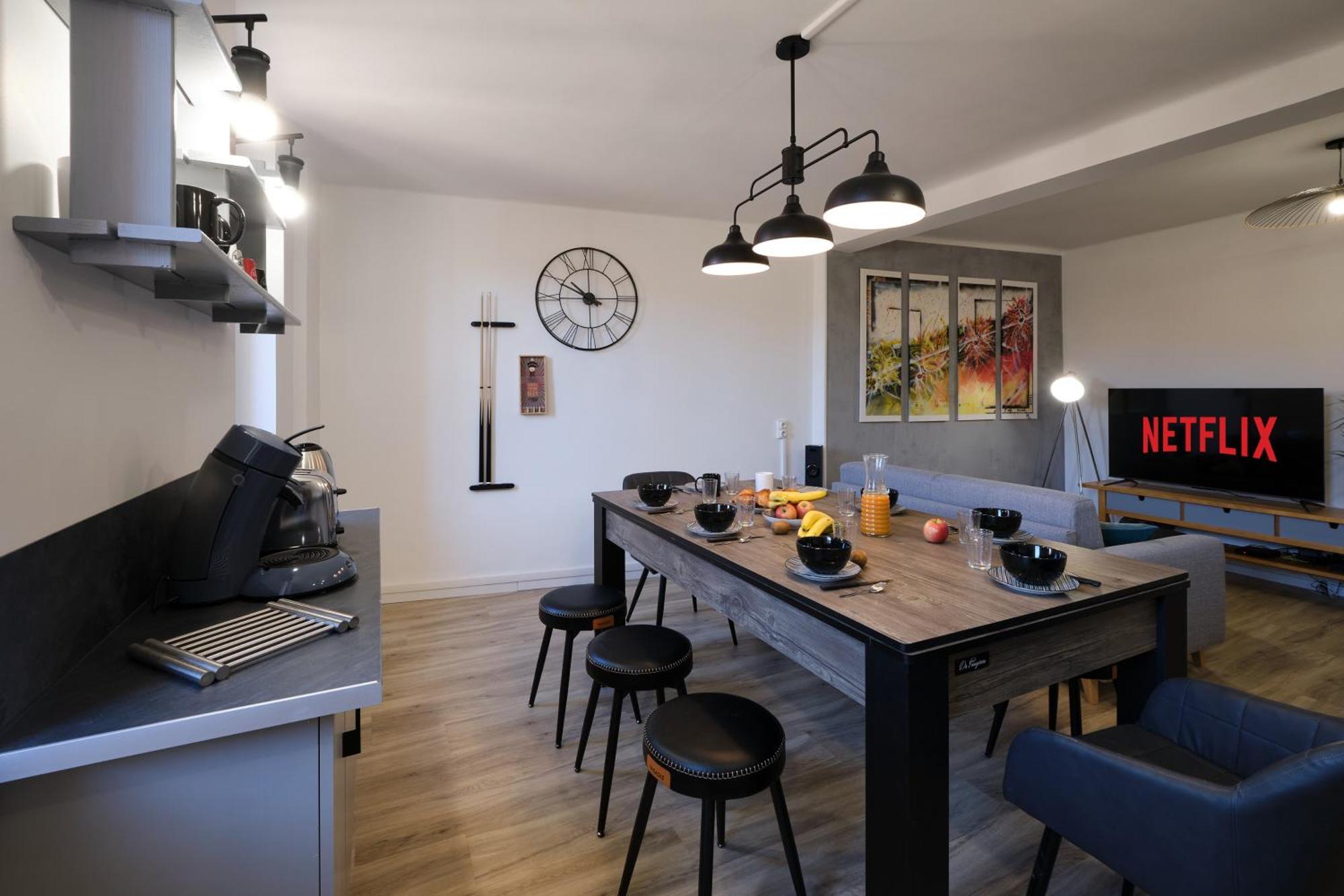 Magnifique*T4*Centre Ville*Wifi*Billard*Netflix* ลิโมว์ ภายนอก รูปภาพ